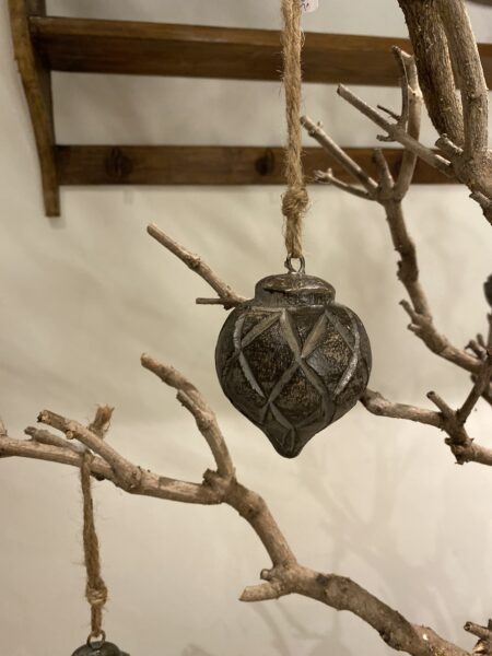 oud hangend ornament stoer interieur