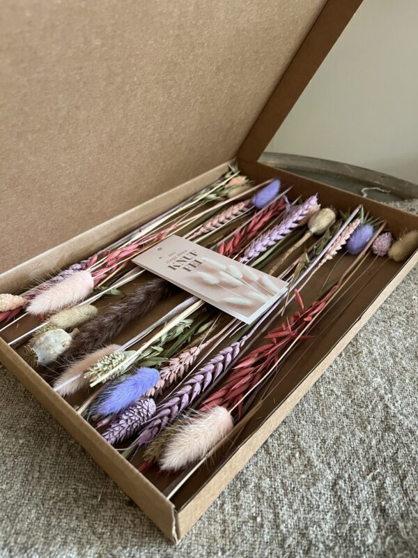 Droogbloemen brievenbus cadeau met kaart