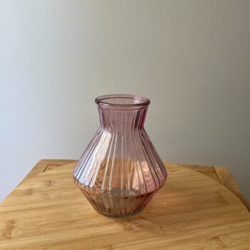 Piramide vaas roze - Glenn