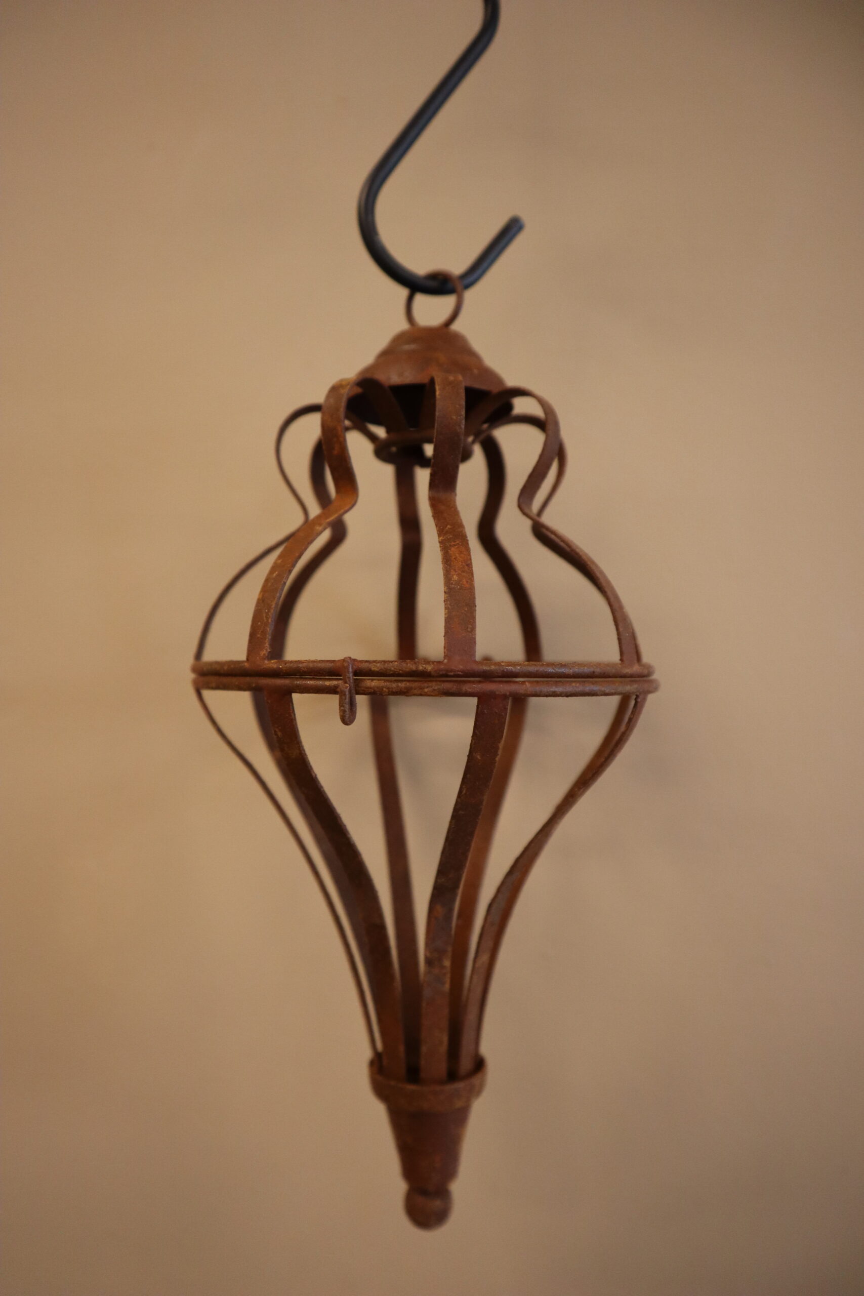 Ornament roest hanger punt